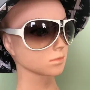 Fendi FS1014M 961 125 White & Black Sunglasses Fendi | Accessories | Fendi Fs14m 961 125 White Black  main image 3